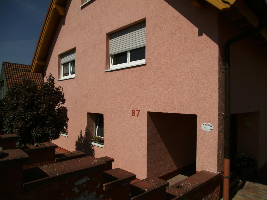 פירמאסנס Ferienwohnung Mau מראה חיצוני תמונה